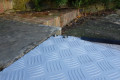 Fixings in adjustable threshold ramp 