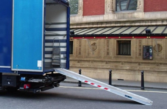 Viper truck ramp resting on truck