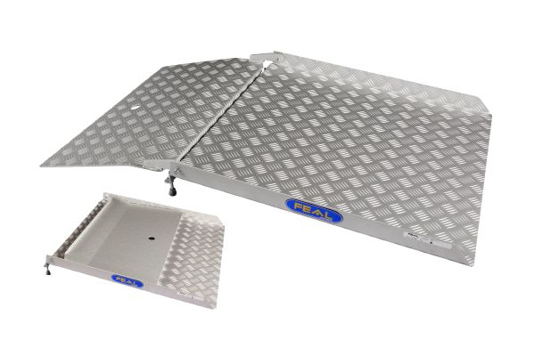 Folding drive in ramp folded and unfolded