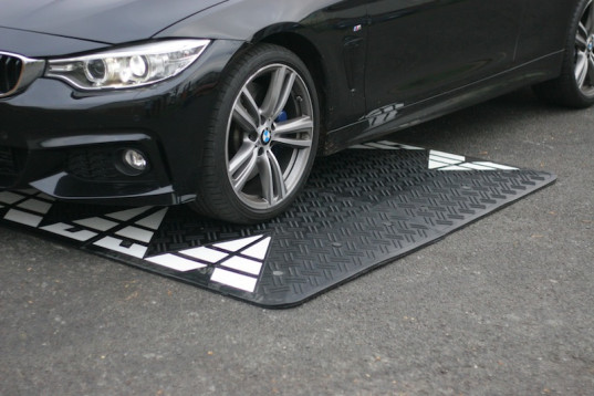 Speed Cushion Black 6 Parts (3000mm x 1800mm x 65mm)