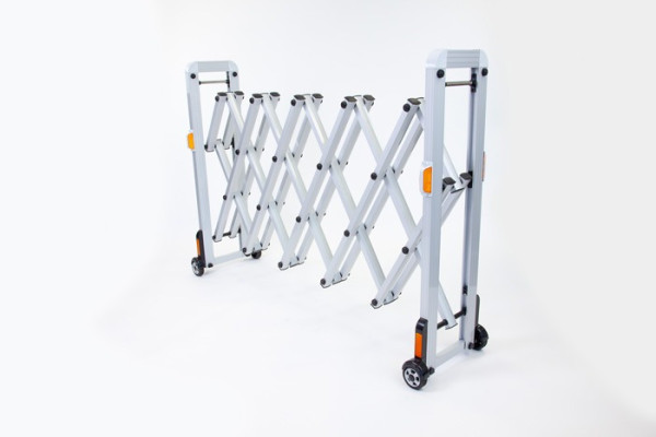 Aluminium barrier on wheels 