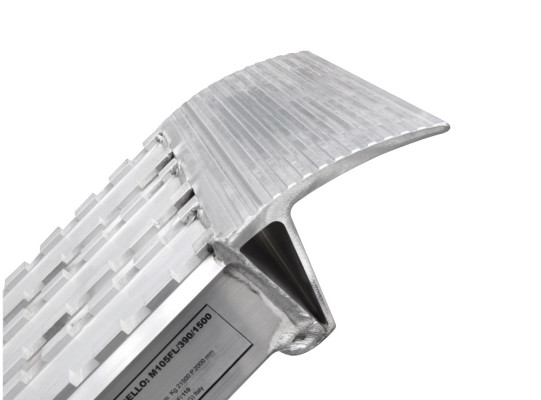 Rest on connection on aluminium ramps 
