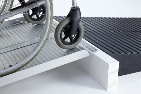 Folding Aluminium & Rubber Threshold Drive-In System (4ft & 6" Pair)