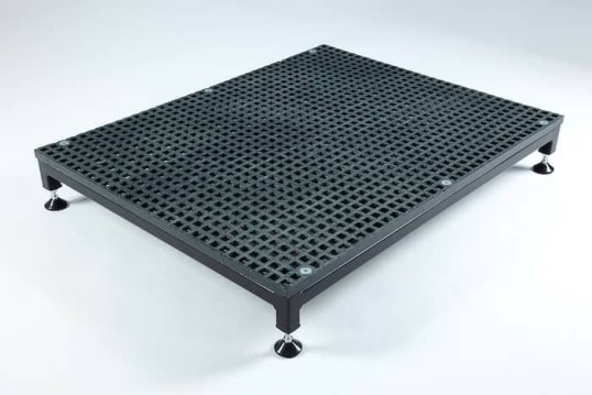 Half Step Extra Large / Platform 1000mm x 1000mm x 800kg Capacity - Black 155mm Feet