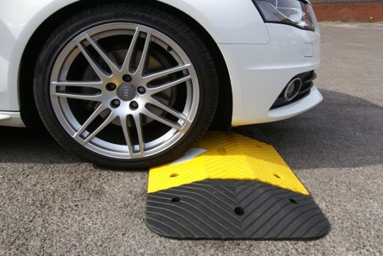 Speed Bump Kits 75mm High (10km/h) 