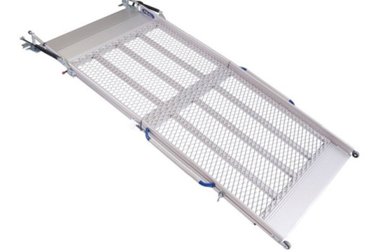 Fixed van ramp extended
