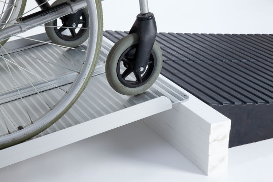 Folding Aluminium & Rubber Threshold Drive-In System (3ft & 4.5" Pair)