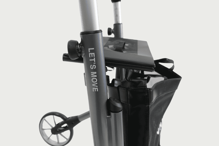 Rollator with mesh seat Rollator with mesh seat