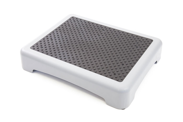 Plastic half step 