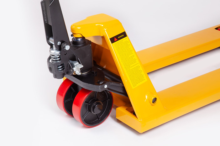 Manual pallet truck with PU wheels 