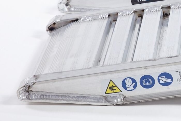 Base of the aluminium car ramps 
