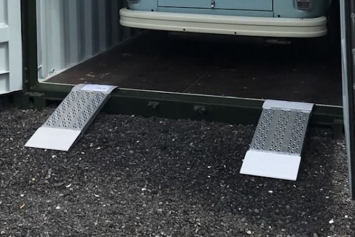 Container Ramp rest on connection