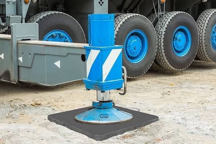 Crane pad in use 