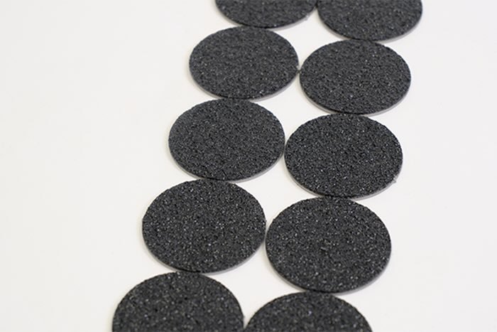 Black anti-slip discs