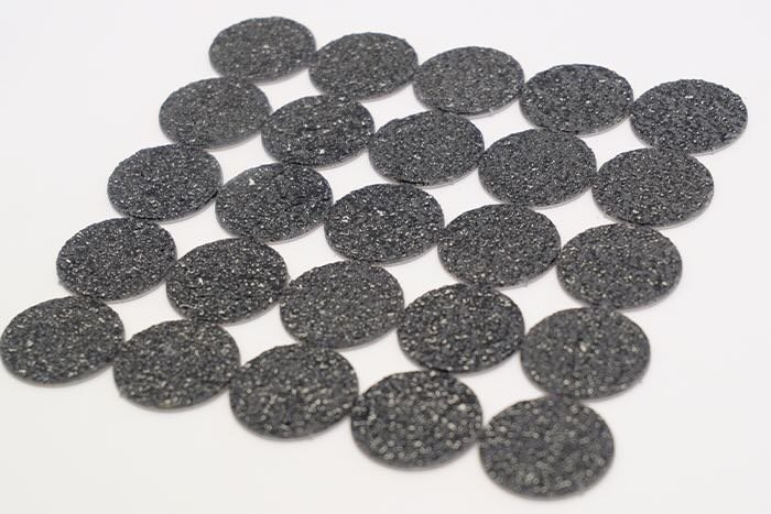 Black anti-slip discs
