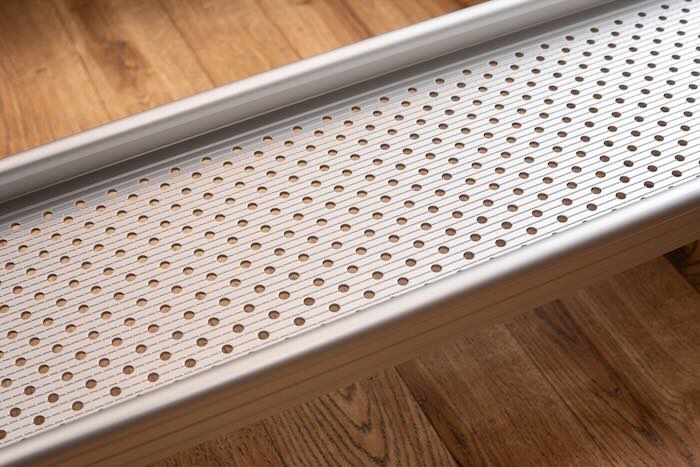 Non-slip wheelchair ramp