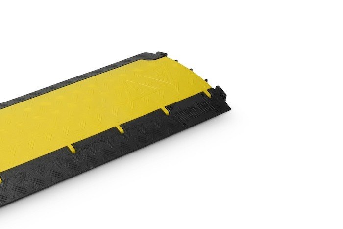 Adam Hall Defender Nano black and yellow cable protector