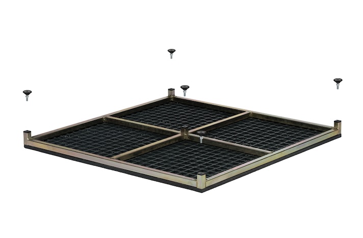 Platform with adjustable feet Platform with adjustable feet