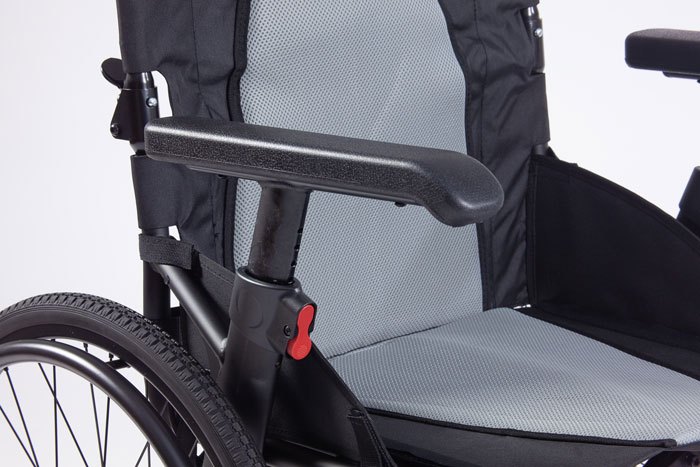 Wheelchair with armrests