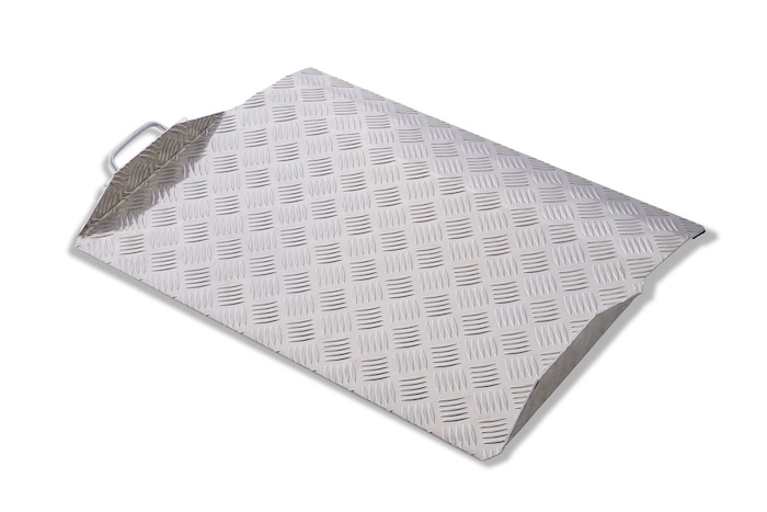 Aluminium threshold ramp