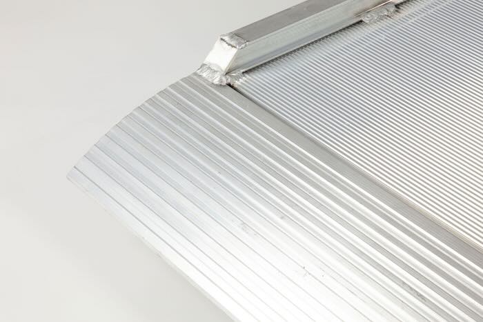 Van ramp with safety edges